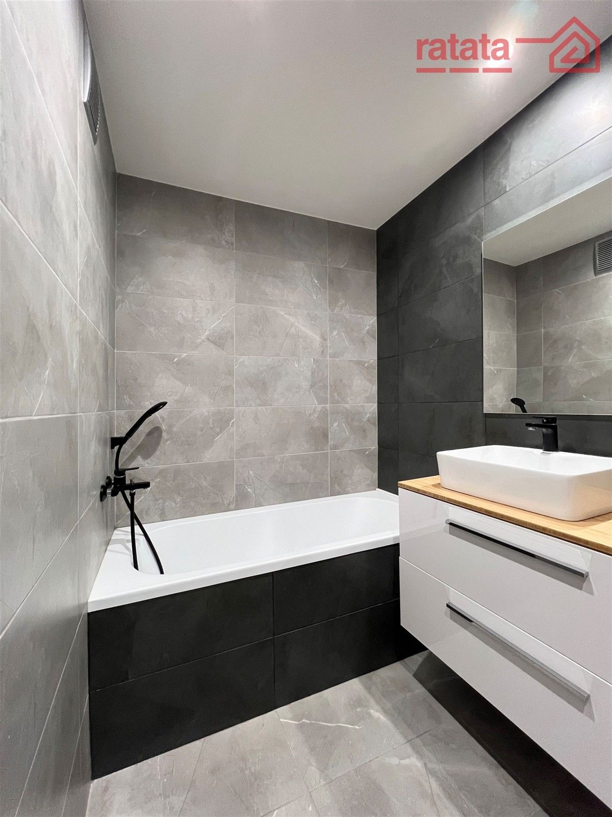 Pronájem byt 3+1 - Kundratická, Chomutov, 71 m²