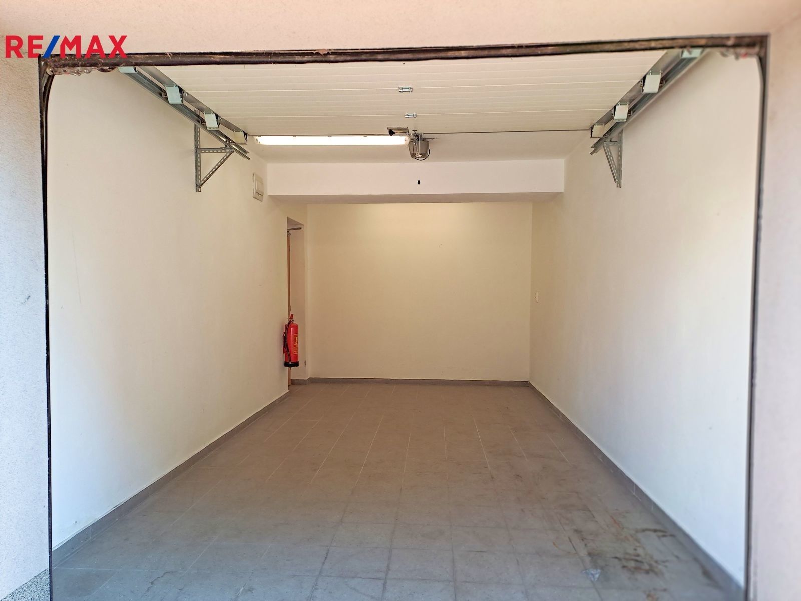Prodej garáž - Nová, České Budějovice, 17 m²