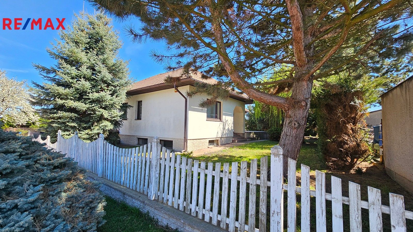 Prodej rodinný dům - Sluneční, Nová Ves I, 140 m²