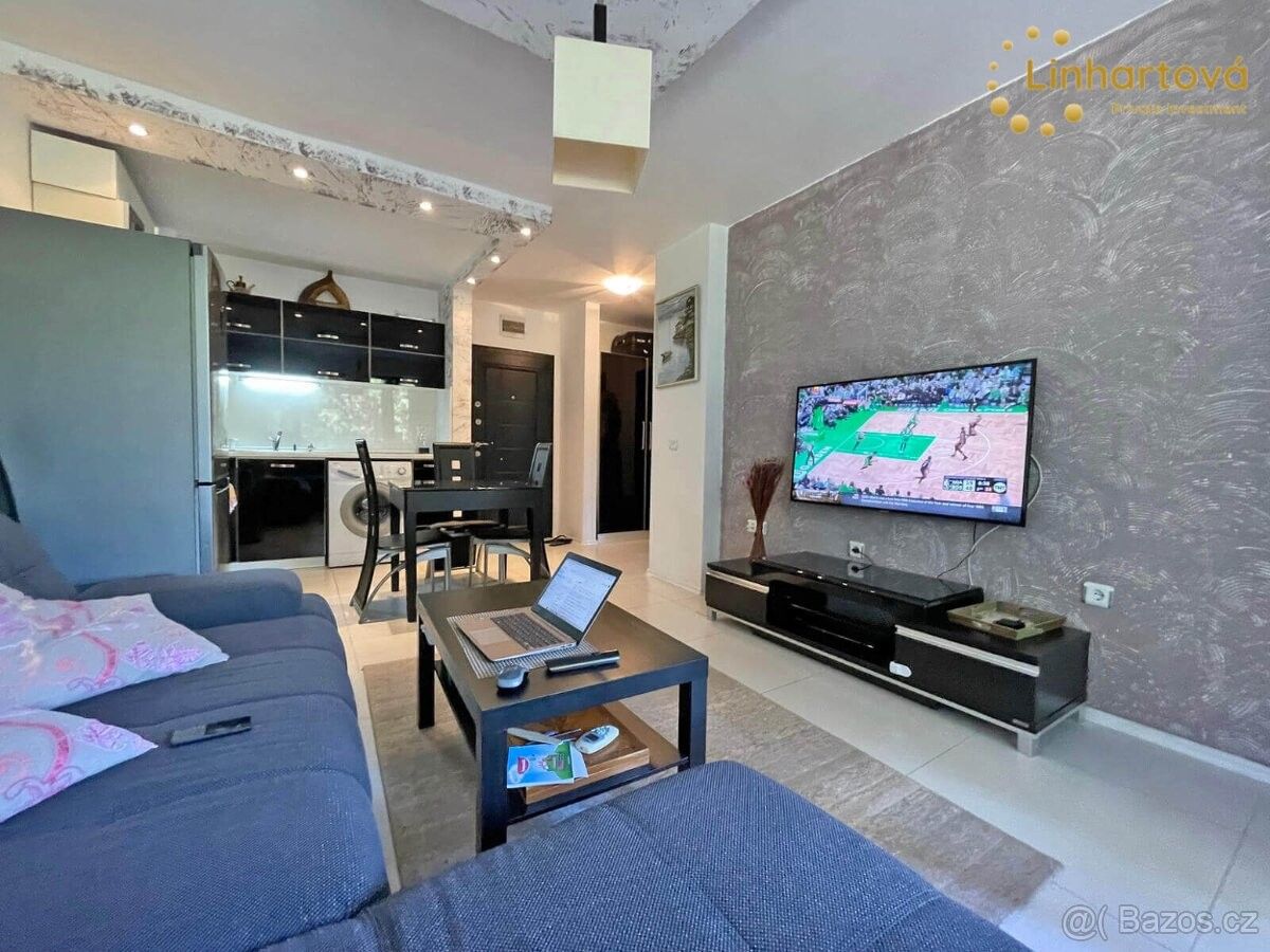 Prodej byt - 987 66, Zahraničí