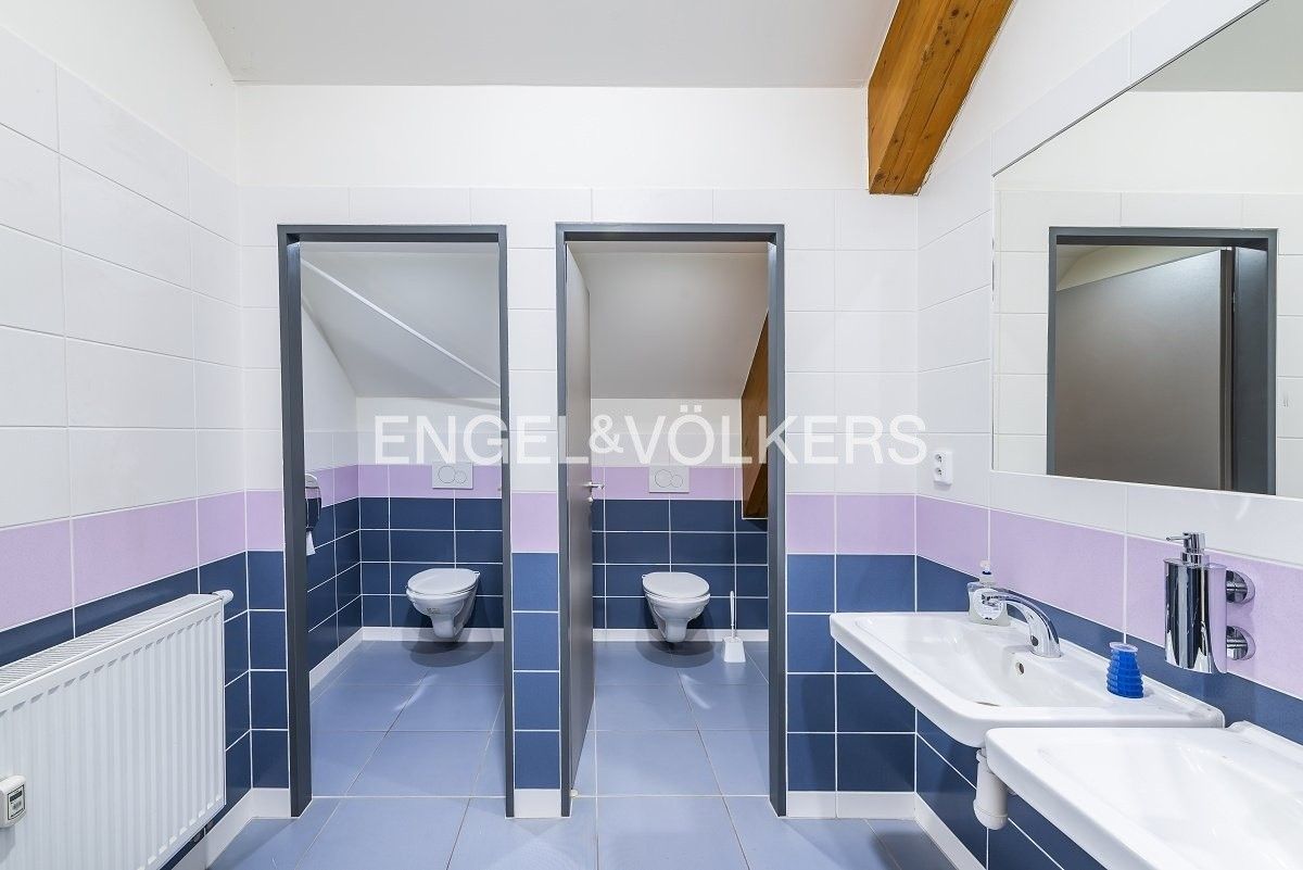 Pronájem kancelář - Zahradní 360, Jeneč, 29 m² - 5
