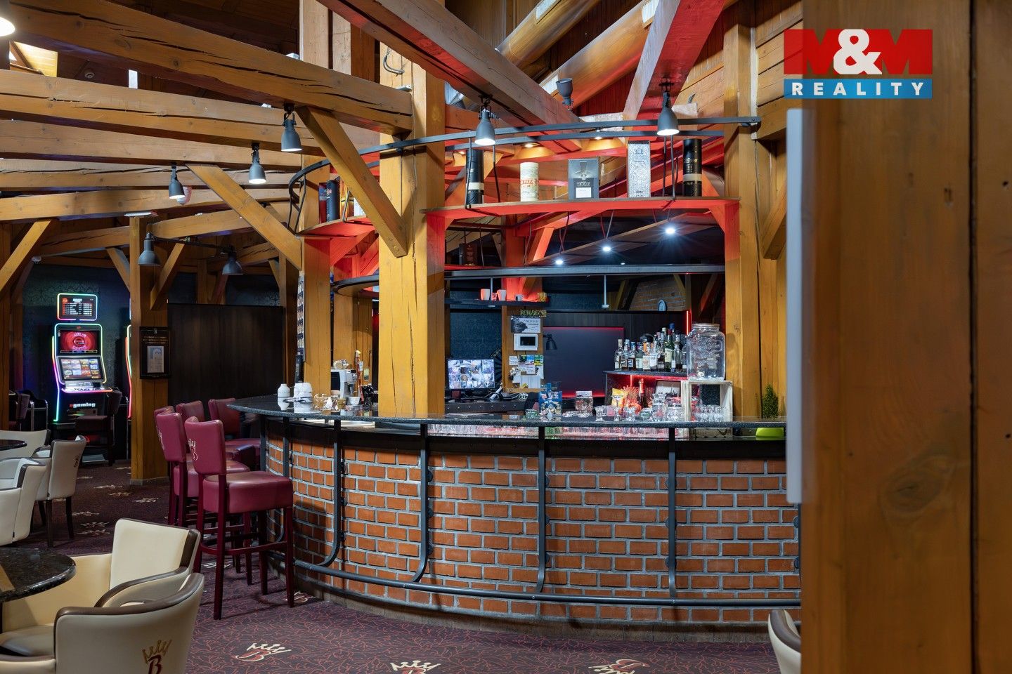 Prodej restaurace - Černotín, 2 100 m² - 5