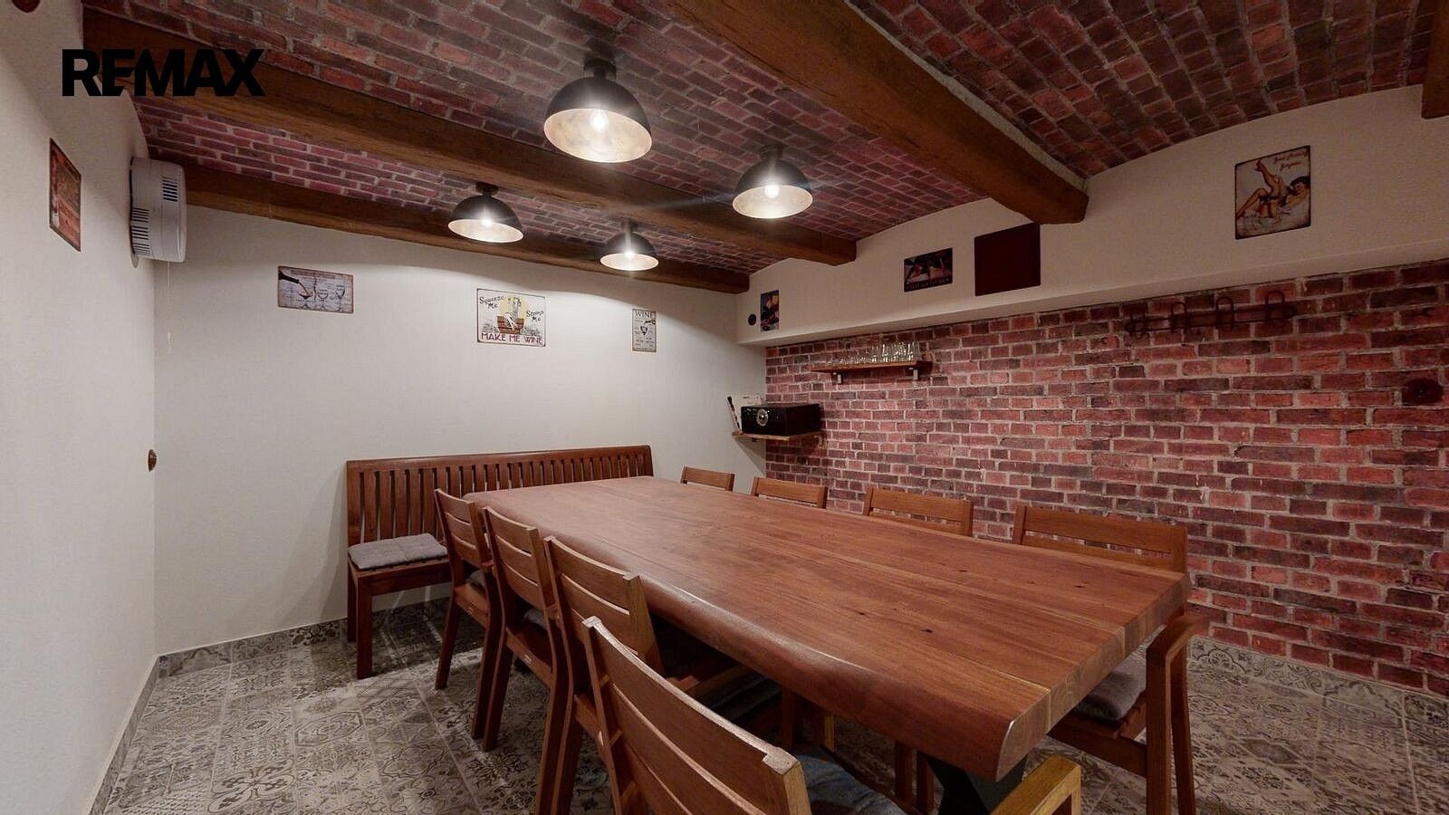 Ubytovací zařízení · 655 m² · Hlavní, Dolní Dunajovice, okres Břeclav - 3