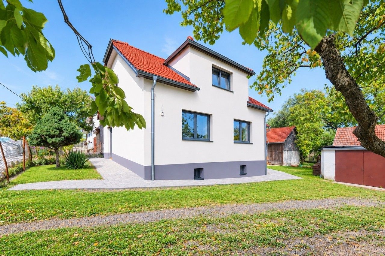 4+1, Střítež, 146 m² - 1
