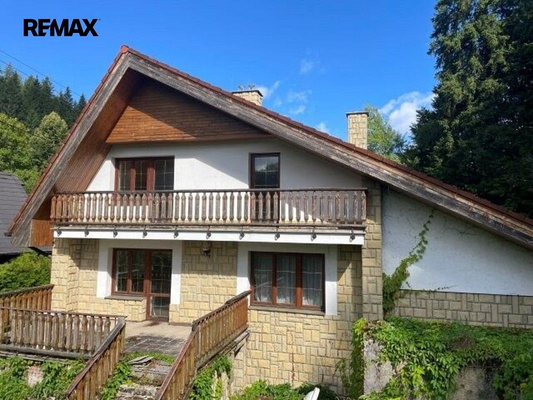 Rodinné domy, Velké Karlovice, okres Vsetín, 600 m² - 2