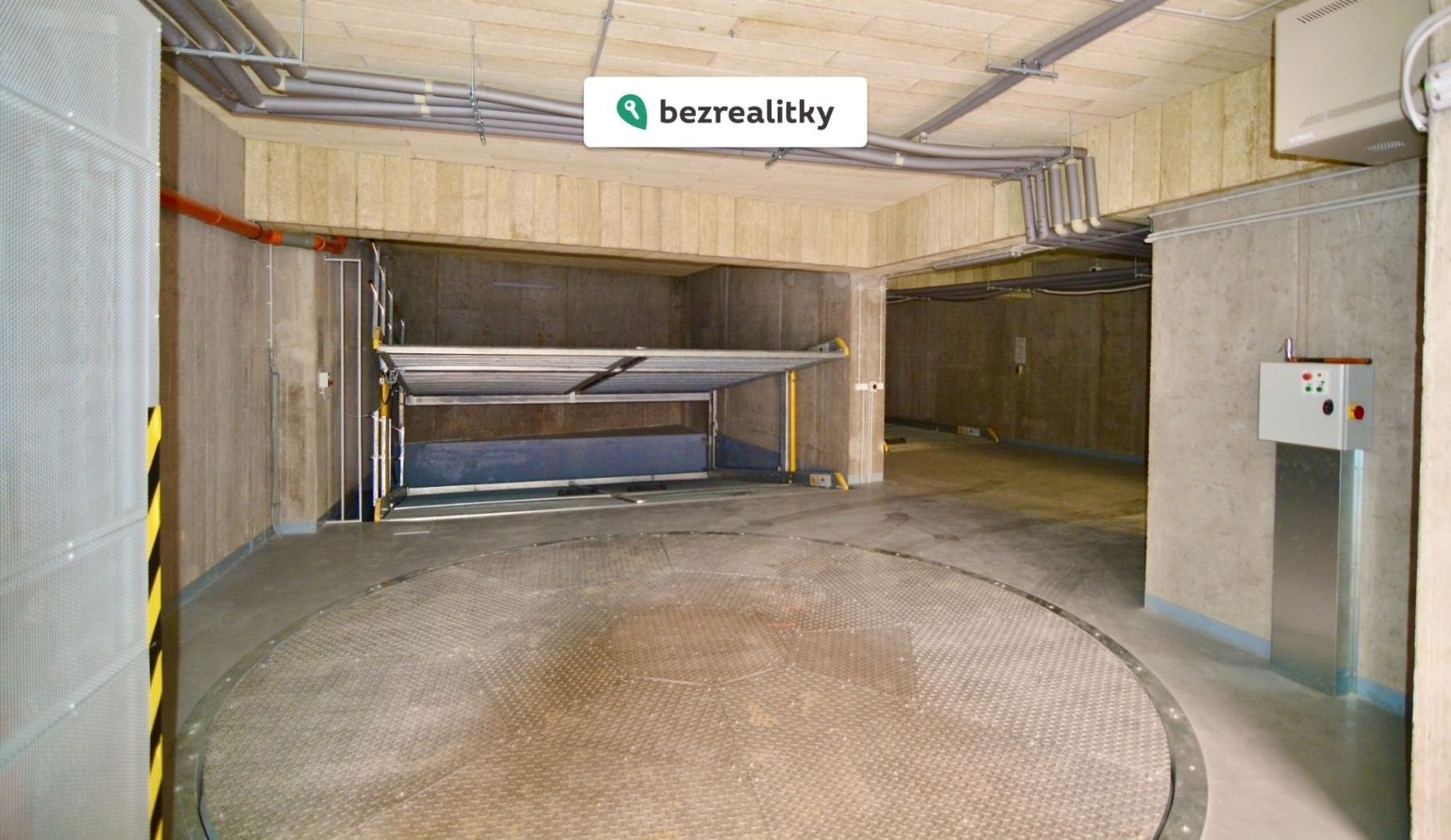 2+kk, Na Neklance 3383, Praha Smíchov, 61 m² - 2