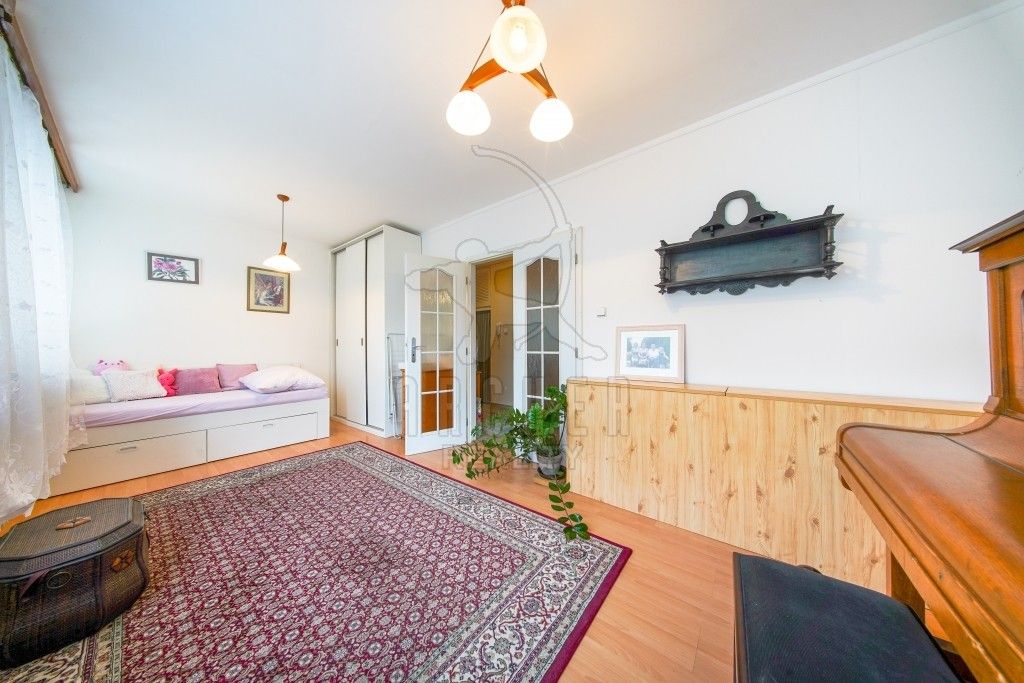 3+1, Veltruská, Praha, 60 m²