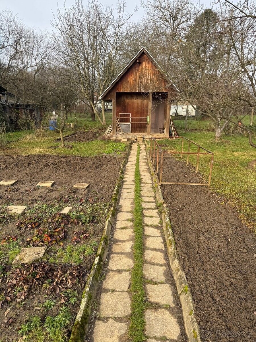 Zahrady, Kroměříž, 767 01