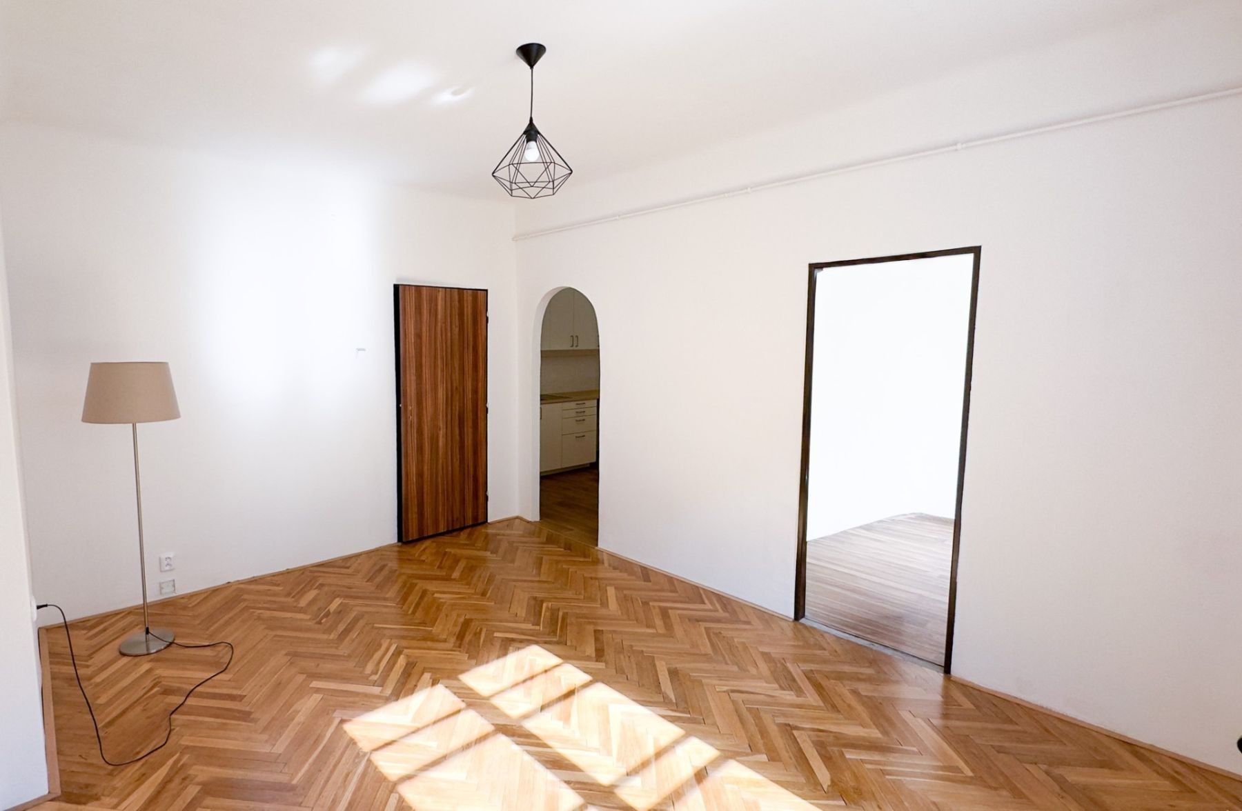 Pronájem byt 2+1 - Žerotínova, Praha - Žižkov, 37 m² - 2