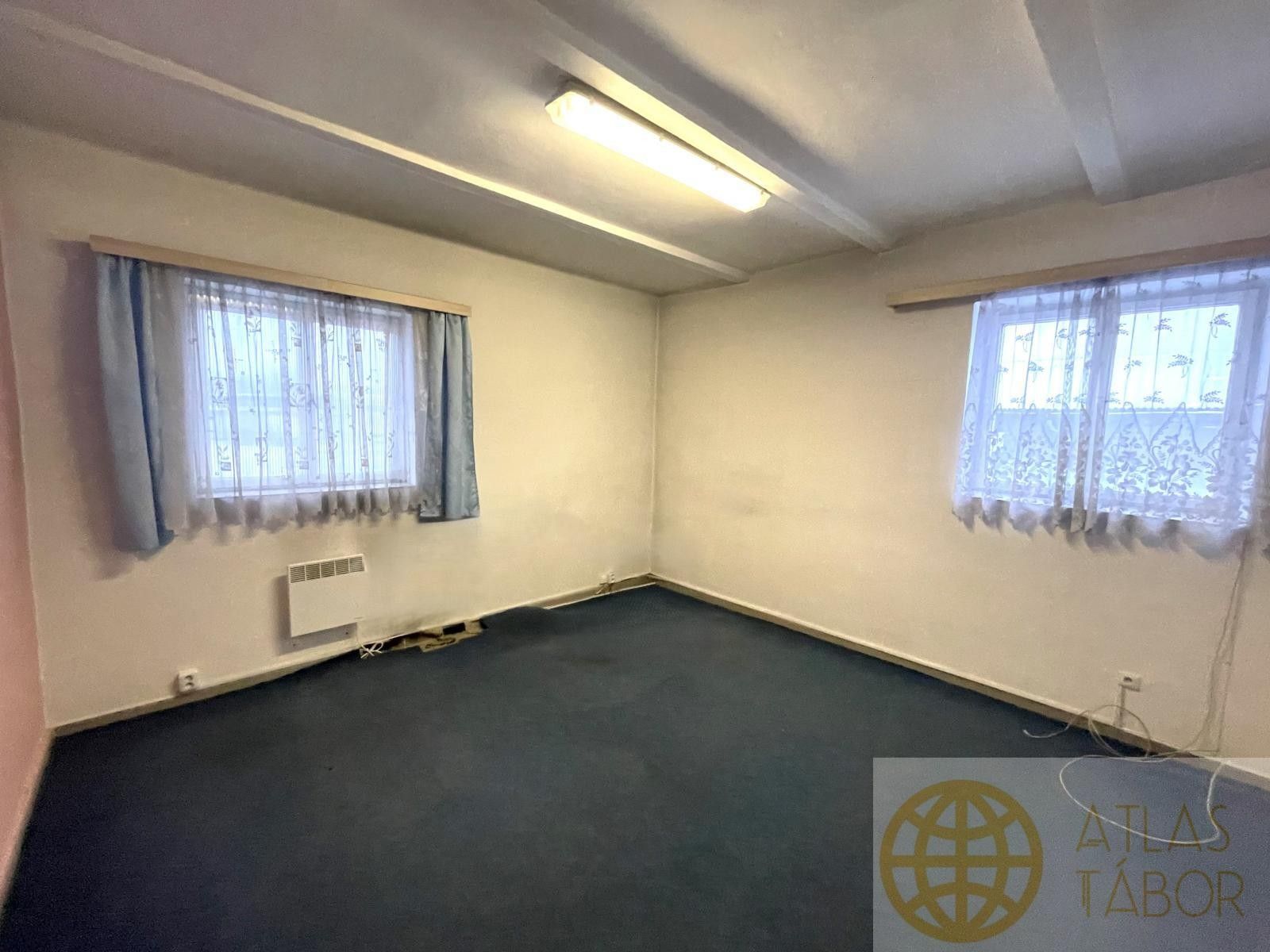 Pronájem kancelář - Chýnovská, Tábor, 18 m²