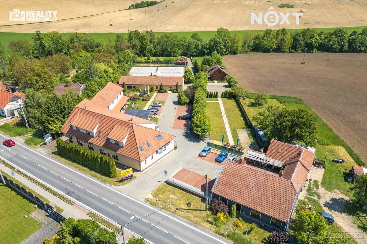 Restaurace, Rousínov u Vyškova, 683 01