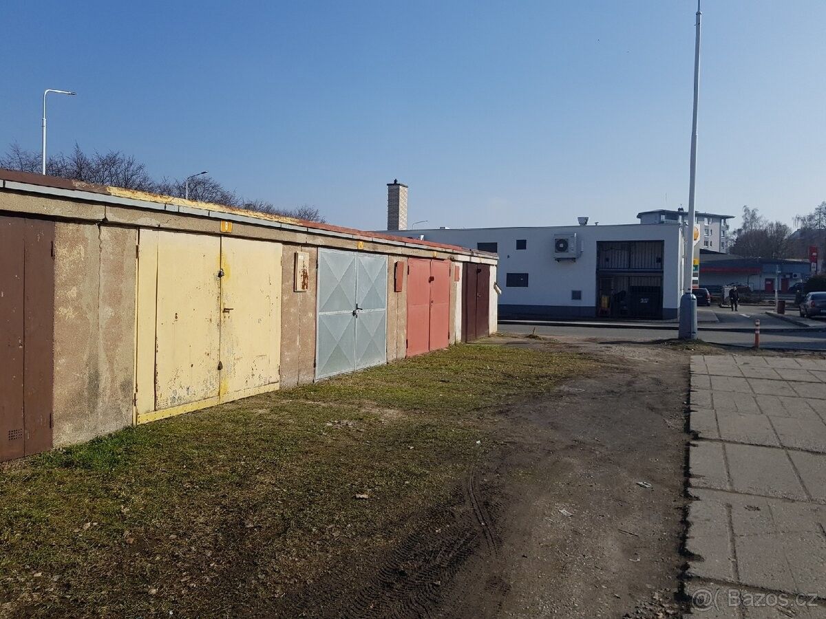 Pronájem garáž - Kladno, 272 01