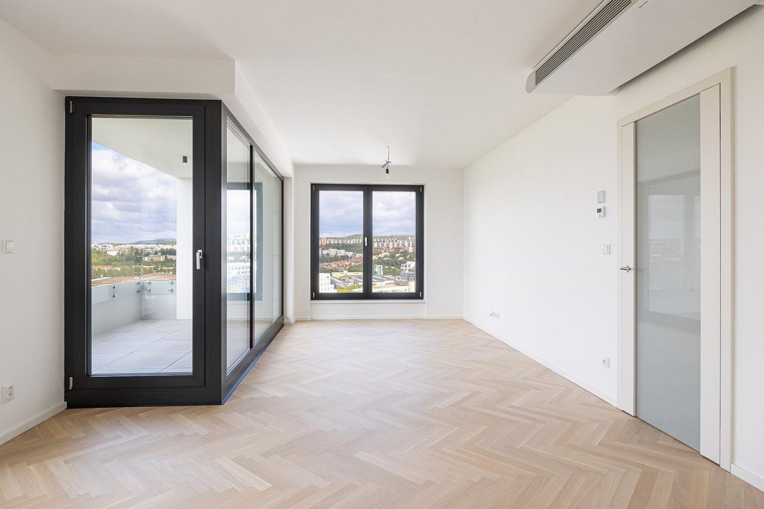 Pronájem byt 2+kk - třída Generála Píky, Brno - Černá Pole, 65 m² - 5