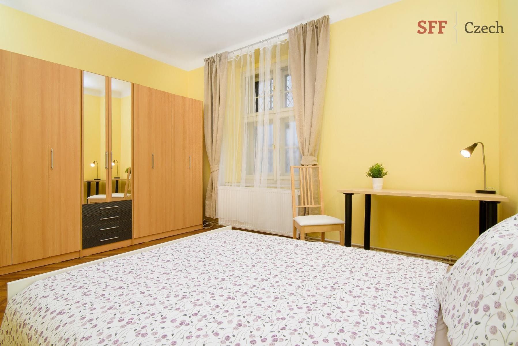 Pronájem byt - Bubenská, Praha, 18 m²