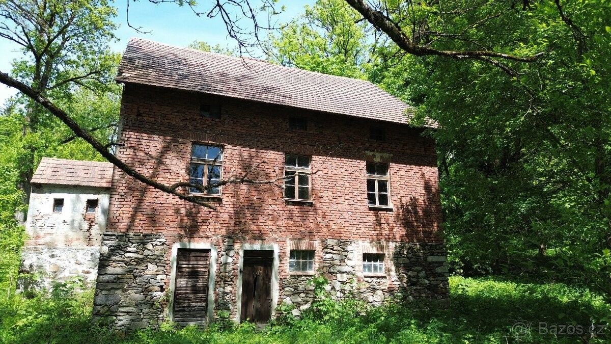 Rodinné domy, Babylon, 344 01