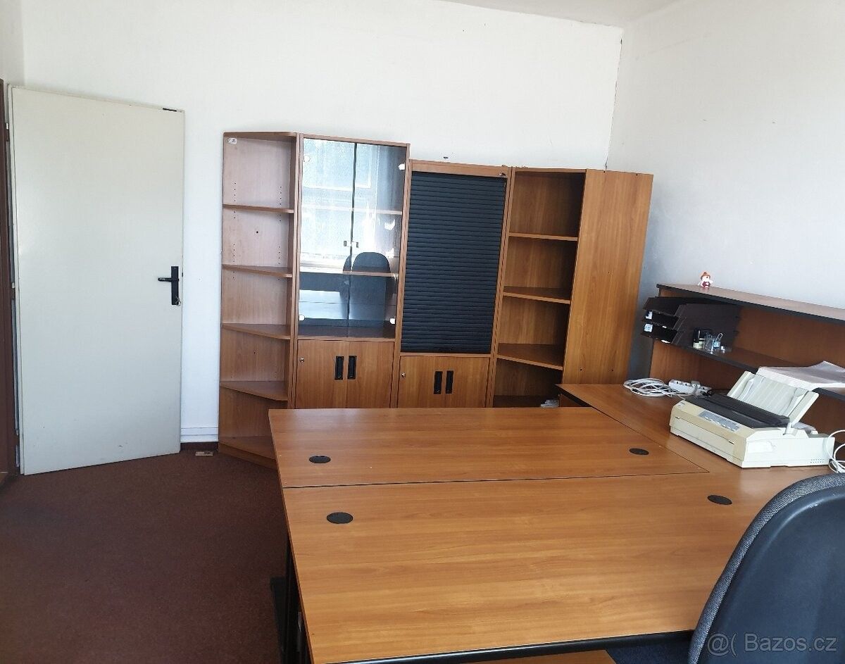 Pronájem kancelář - Týn nad Vltavou, 375 01