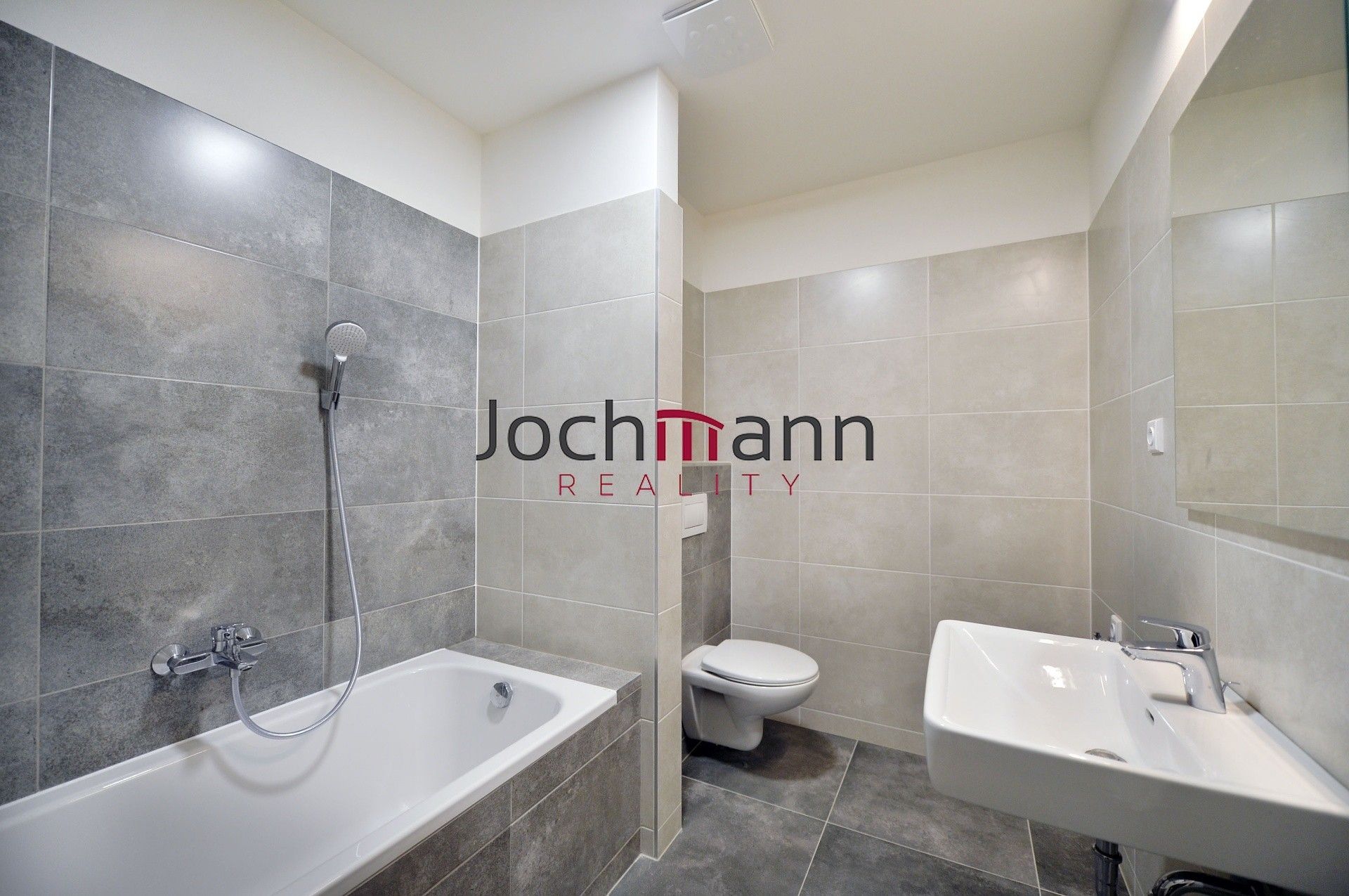 2+kk, Volejbalistů, České Budějovice, 68 m²