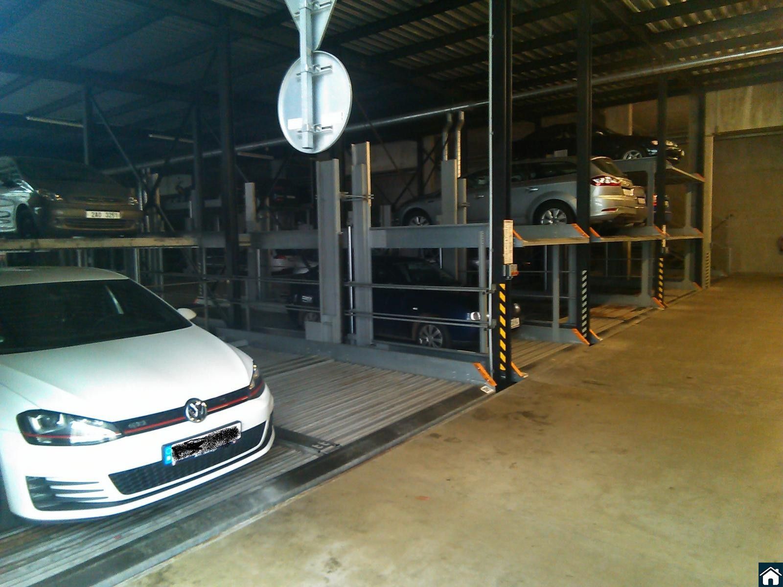 Ostatní, Novákových, Praha, 13 m²