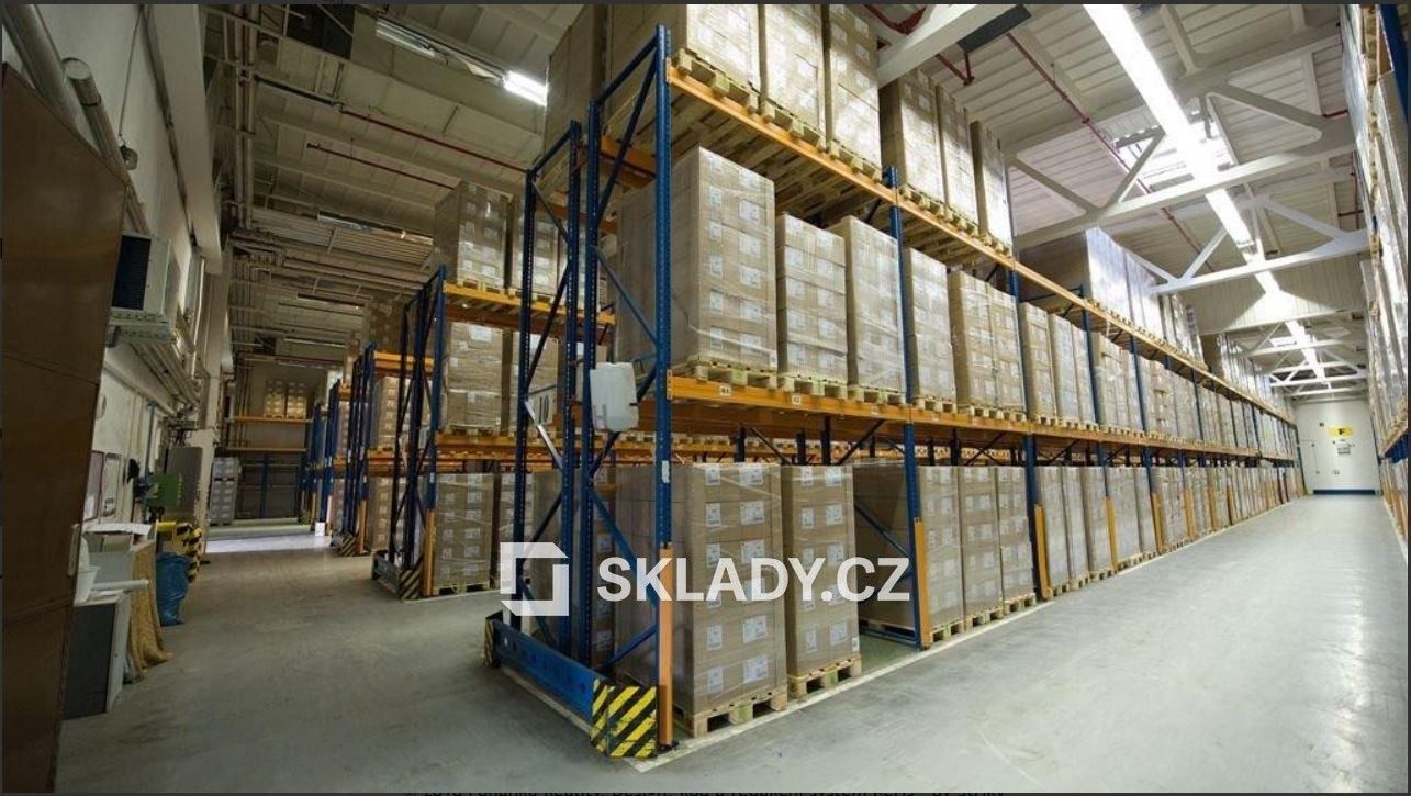 Sklady, Jihlava, 2 000 m² - 2