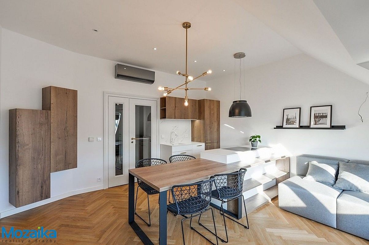 2+kk, Praha - Žižkov, okres Praha 3, Hlavní město Praha, 52 m² - 1