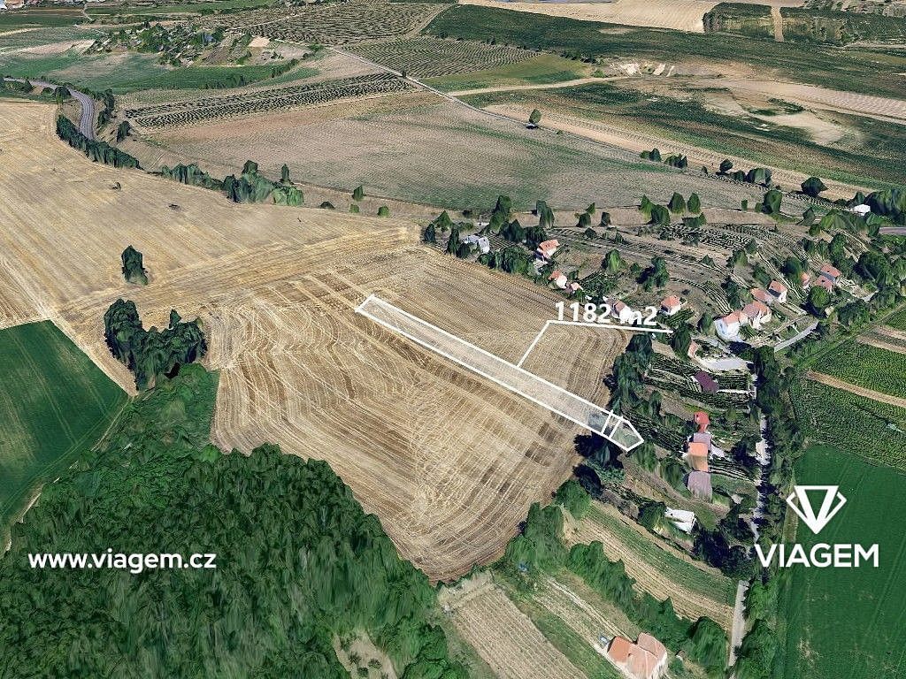 Zemědělský pozemek, 1 182 m²
