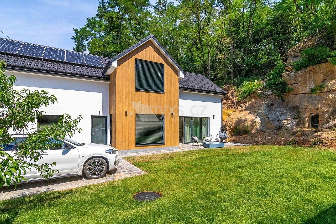 Rodinné domy, Stránka, okres Mělník, 169 m² - 2