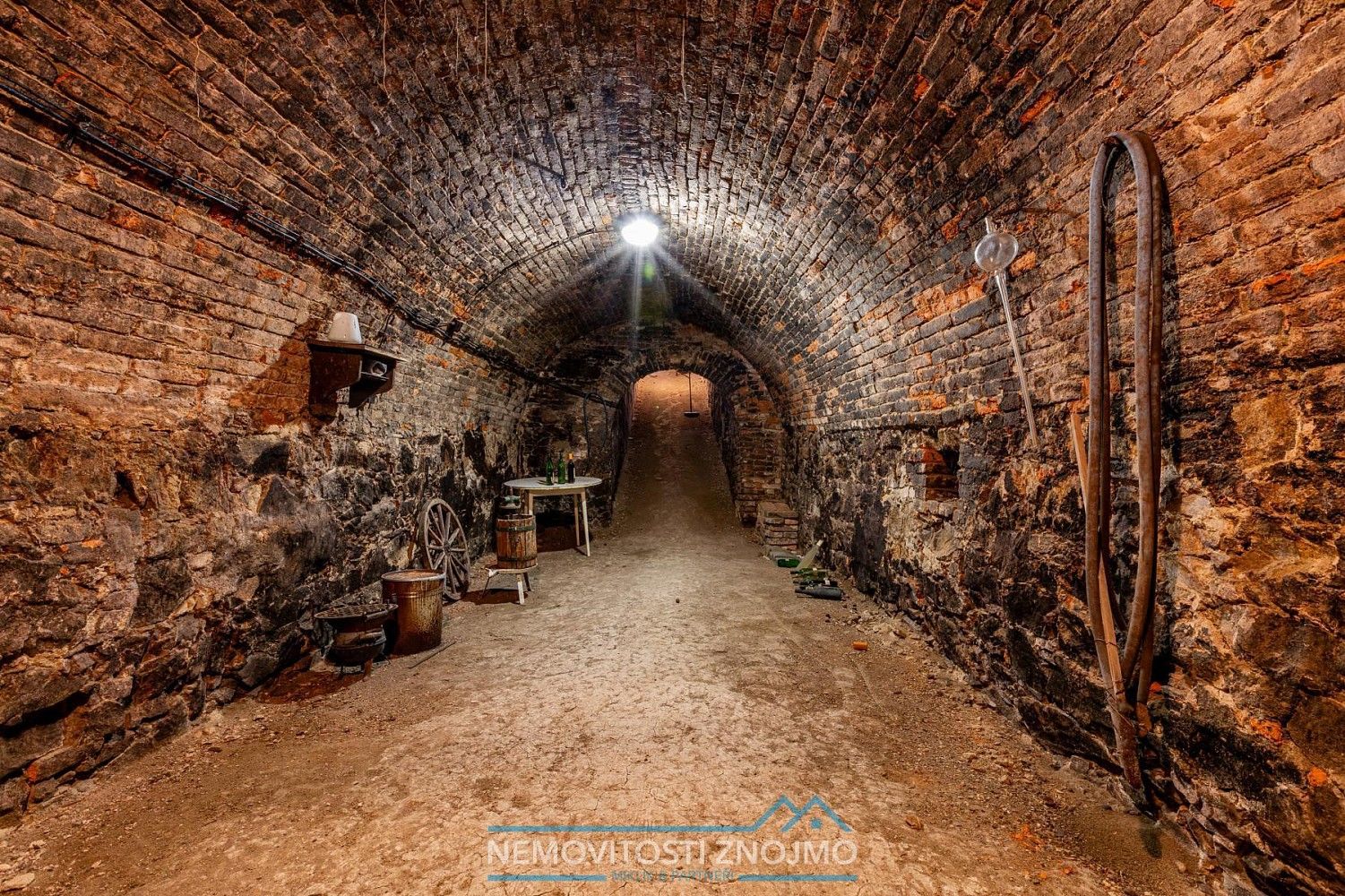 Komerční nemovitost · 227 m² · Strachotice, okres Znojmo - 4