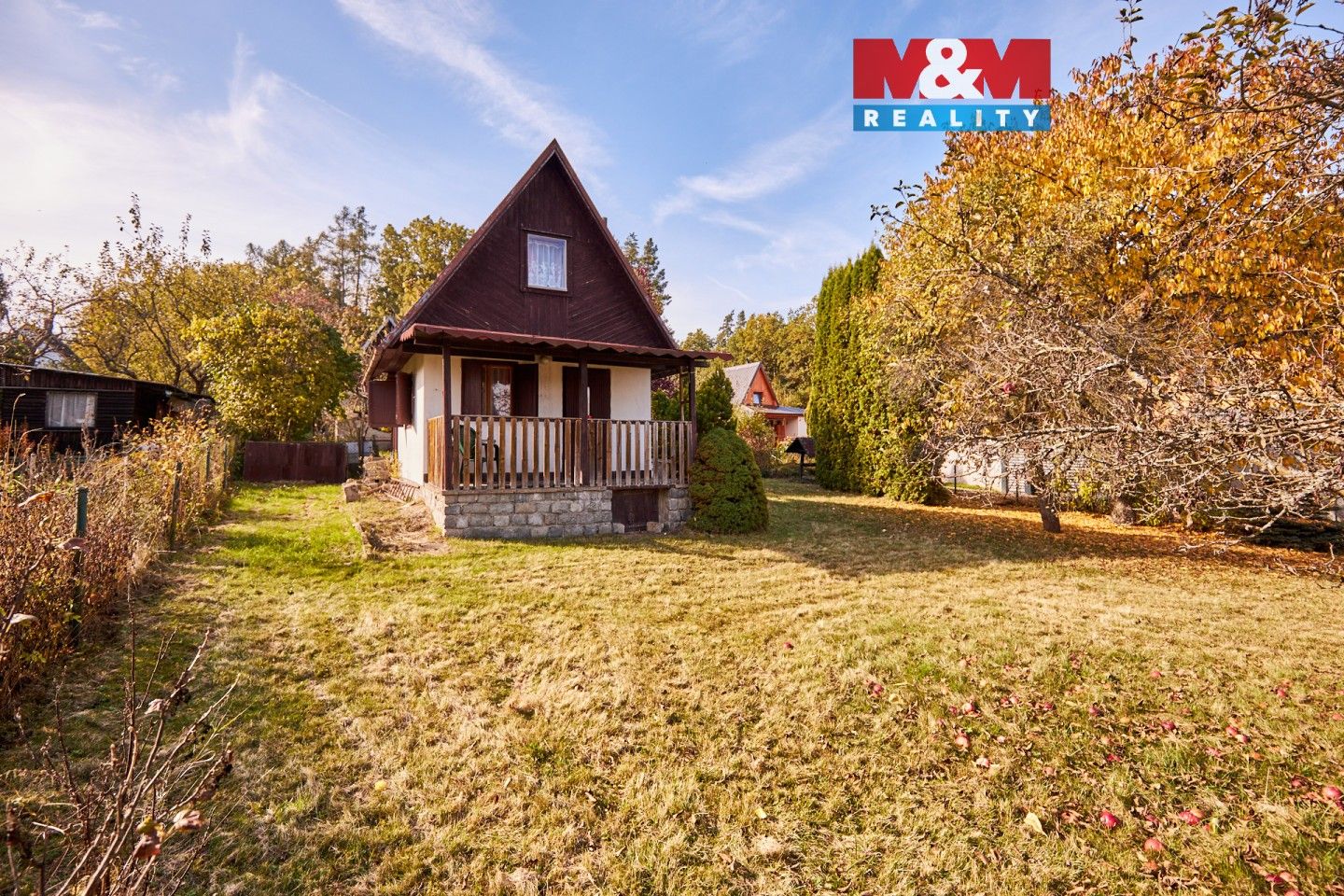 Chaty, Lišov, 375 m²