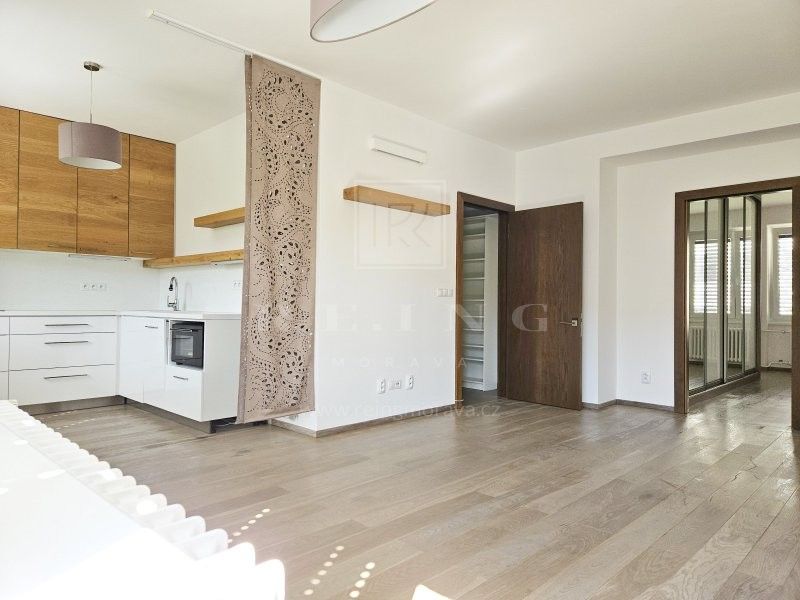 Pronájem byt 2+kk - Čápkova 24, Brno, 52 m²