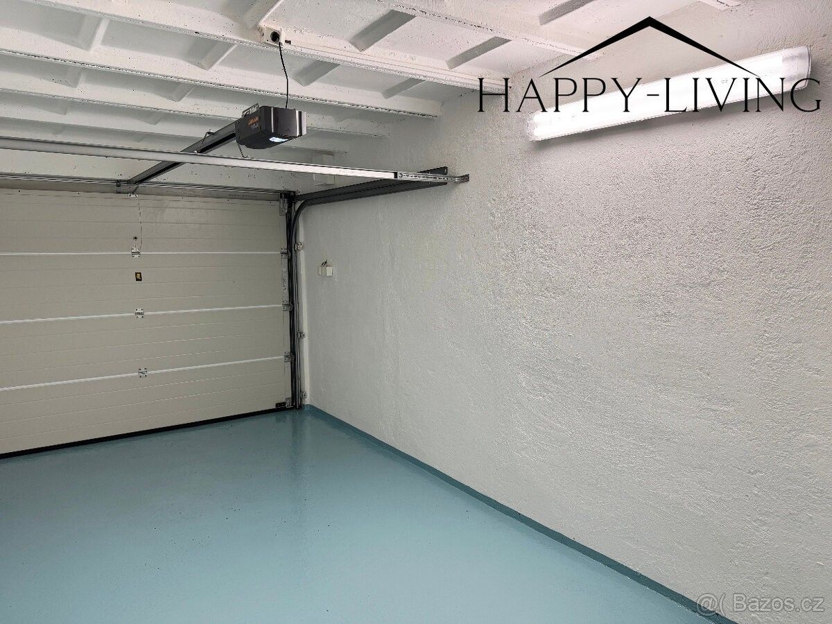 Garáže, Plzeň, 312 00