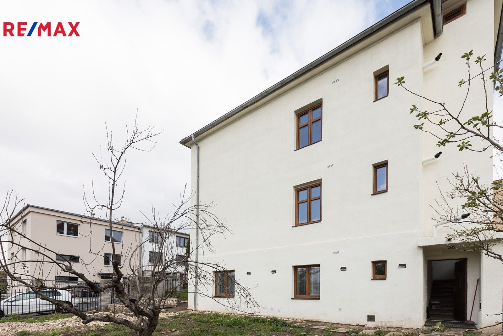 Rodinné domy, Bakalářská 250, Praha, 320 m²