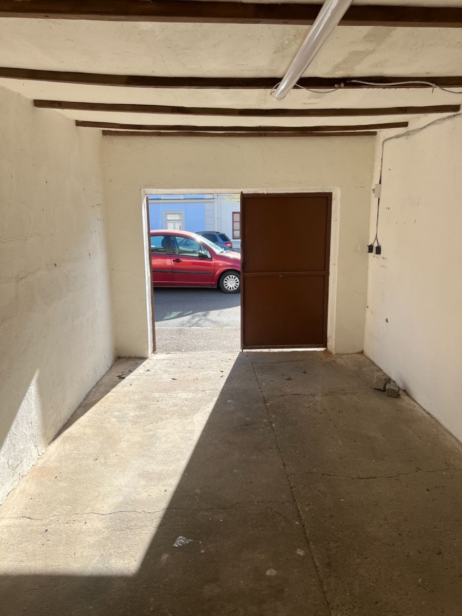 Garáž · 17 m² · Na Bateriích, Praha - Břevnov - 3