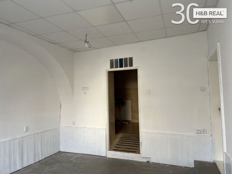 Pronájem obchodní prostory - Hranice, 30 m²