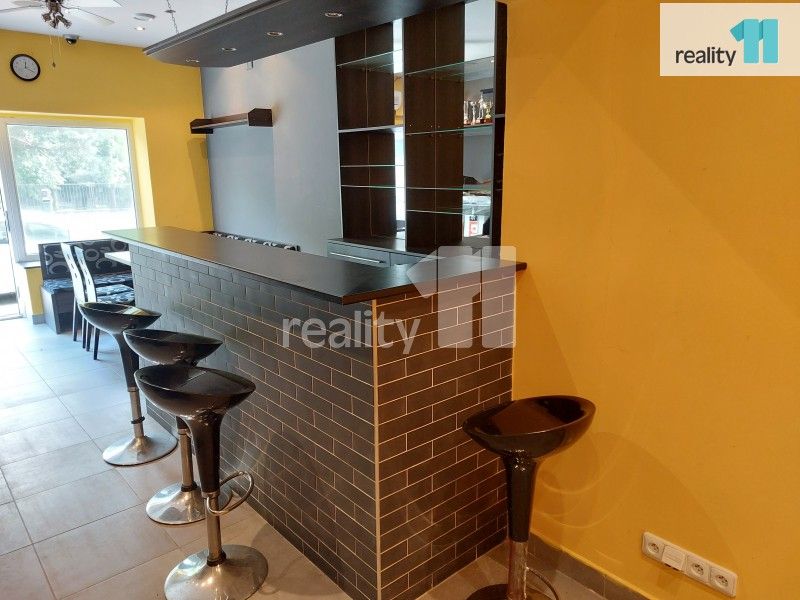 Prodej komerční - Chebská, Karlovy Vary, 34 m²