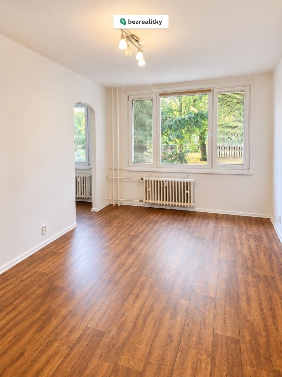 3+1, Varnsdorfská 344, Praha Střížkov, 55 m² - 2