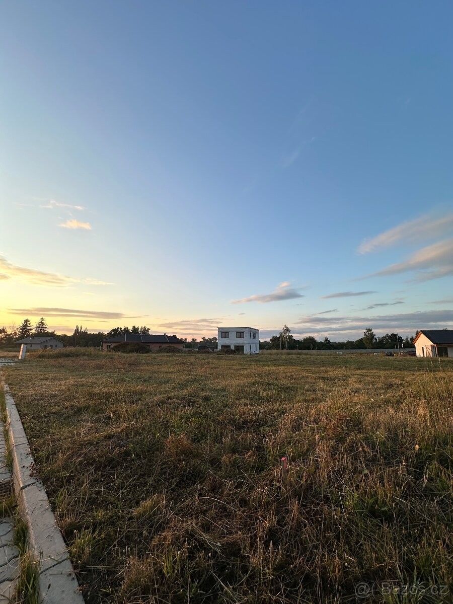 Pozemky pro bydlení, Chlumec nad Cidlinou, 503 51