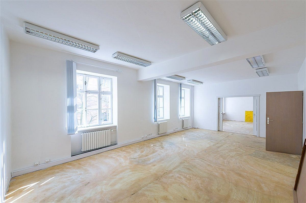 Kancelář · 46 m² · Praha - 3