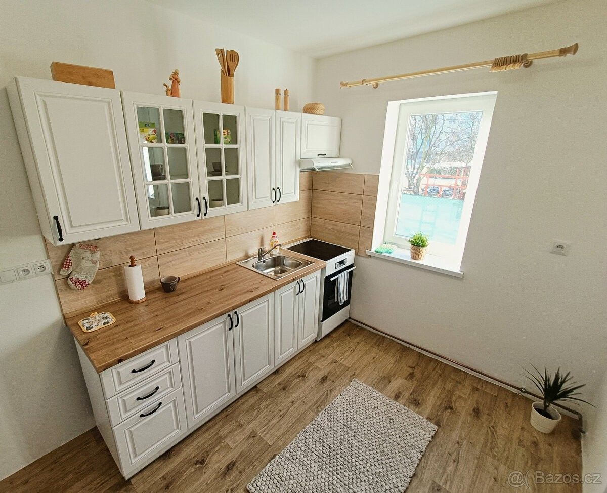 Pronájem byt - Opava, 746 01