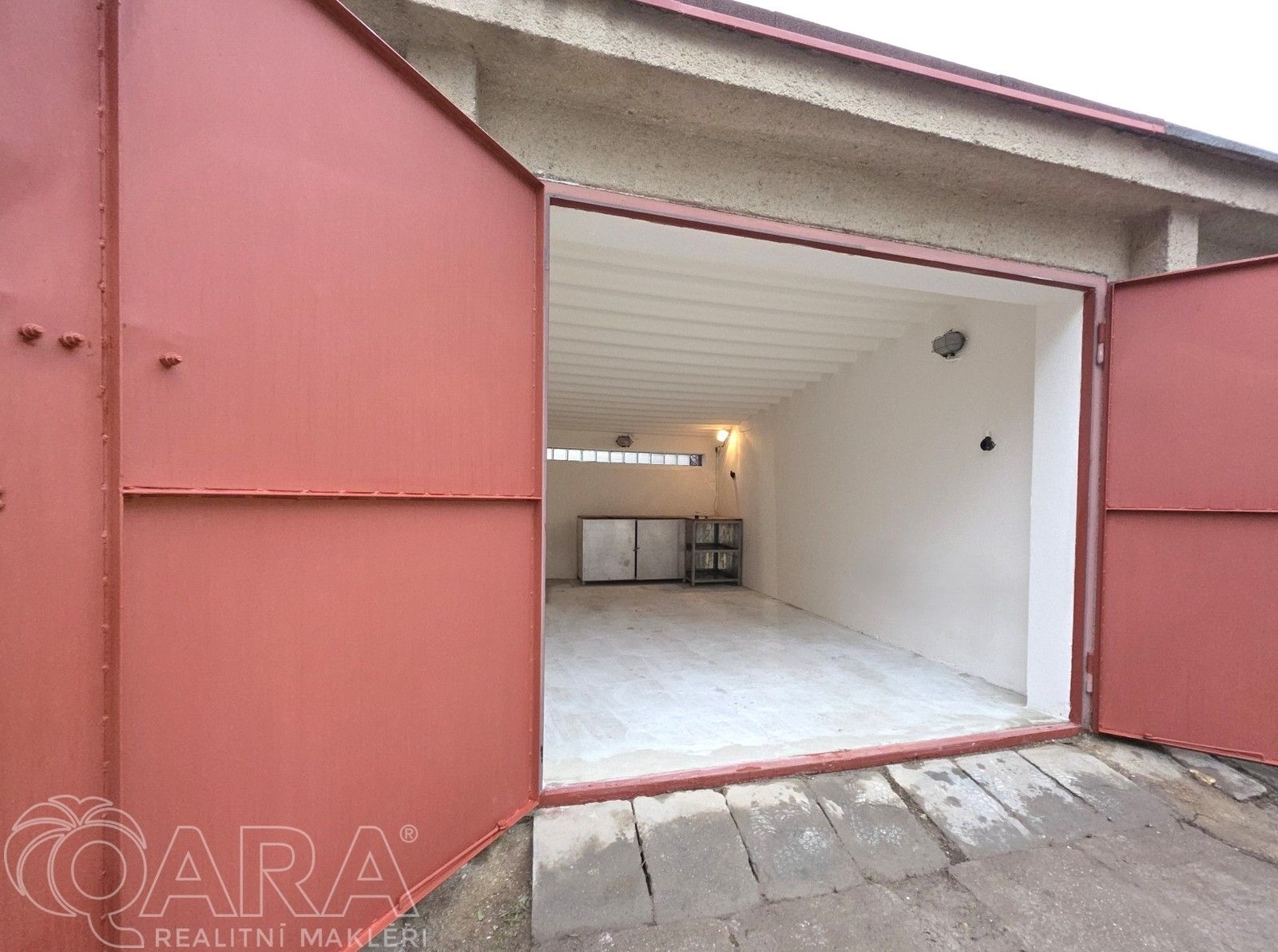 Garáže, Černovičky, Brno, 19 m²