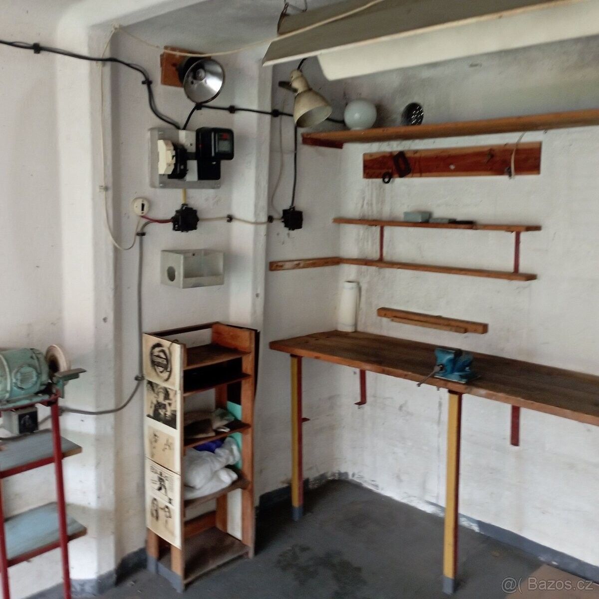 Pronájem garáž - Uherské Hradiště, 686 01