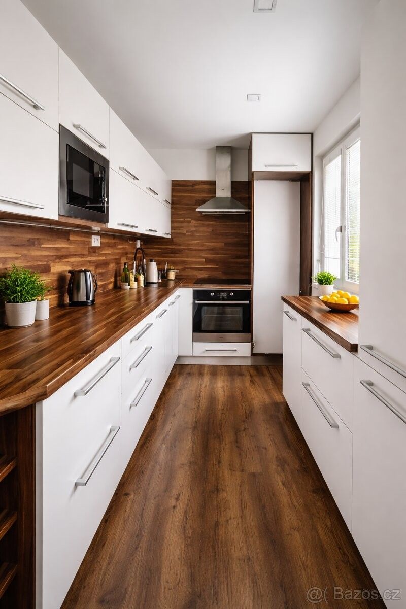 Byty, Hodonín, 695 01