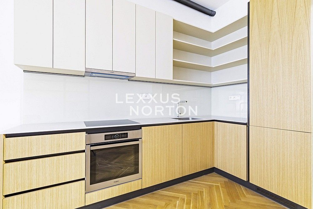 2+kk, Čs. armády, Praha 6 - Bubeneč, 71 m² - 2