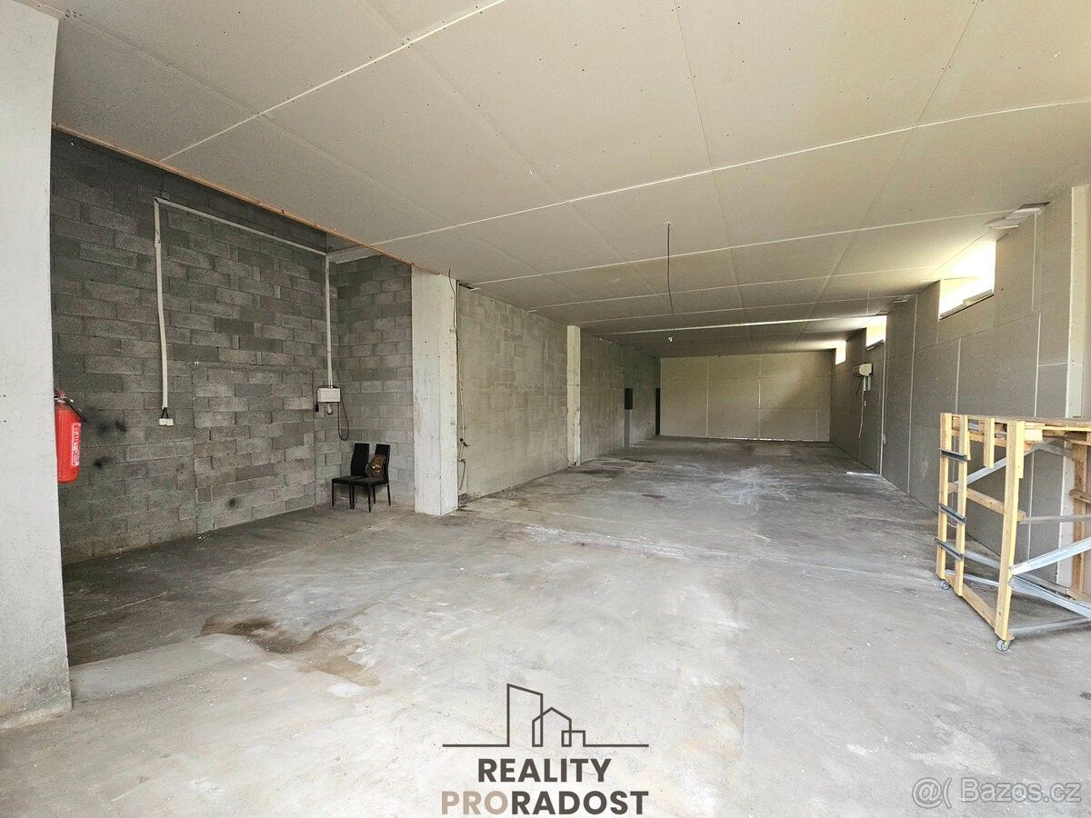 Pronájem sklad - Hodonín, 695 01, 149 m²