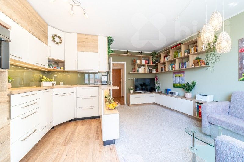 2+kk, Hnězdenská 767, Praha Troja, 50 m² - 2