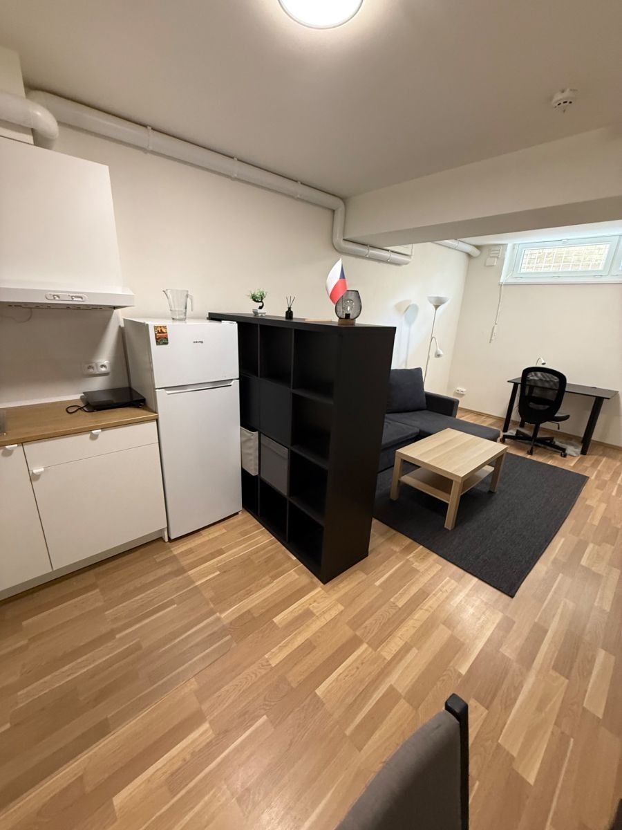 1+kk, Děčínská, Praha - Střížkov, 29 m² - 2