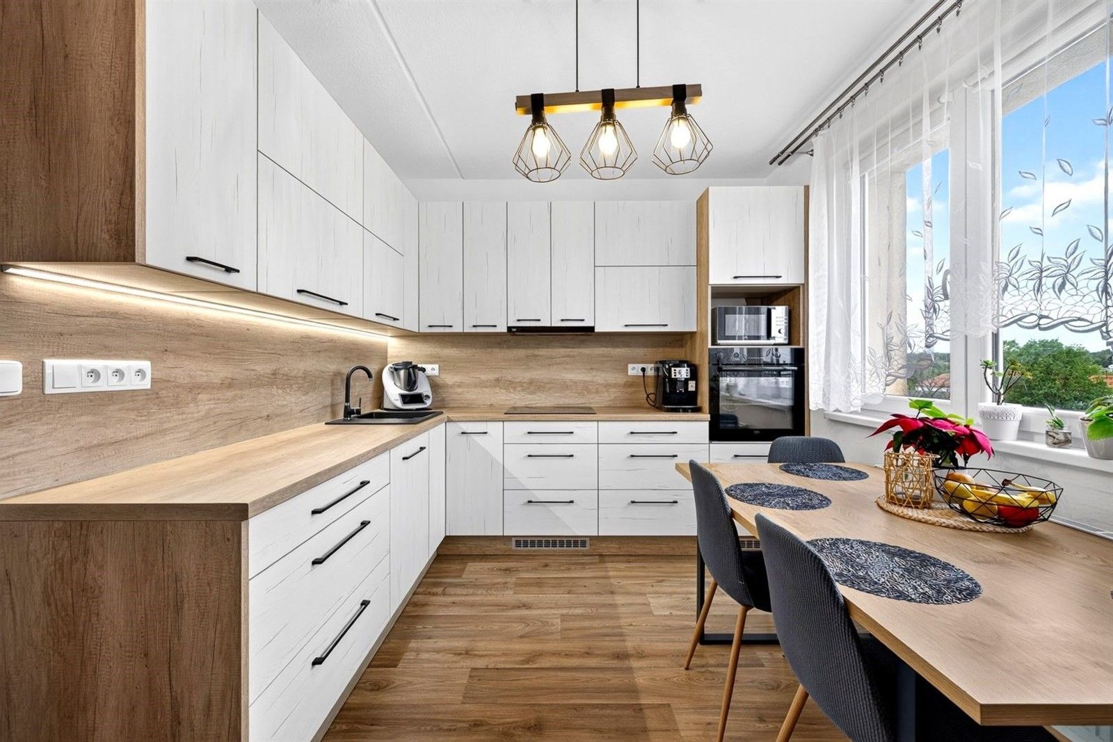 3+1, Budovatelská 912, Trhové Sviny, 73 m²