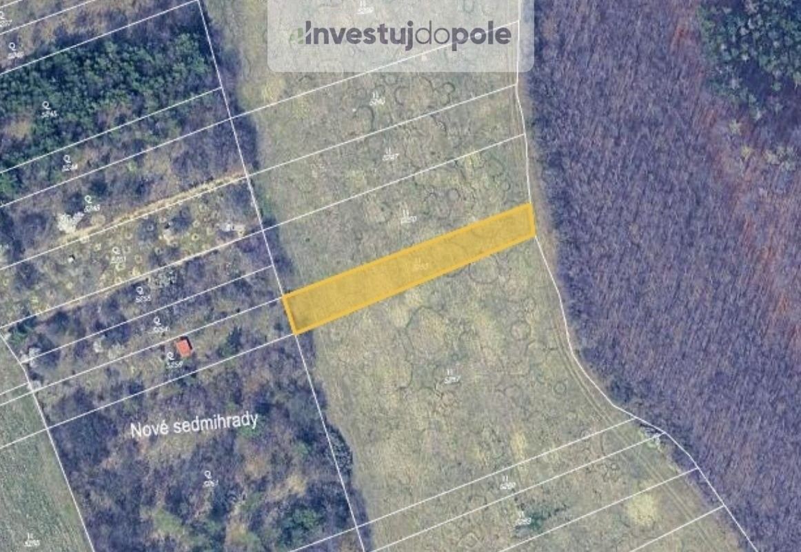 Louky, Lovčičky, 789 m²