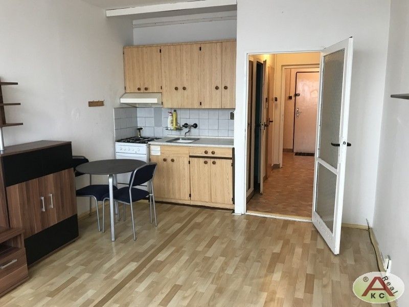 Prodej byt 1+kk - Počernická, Praha, 27 m²
