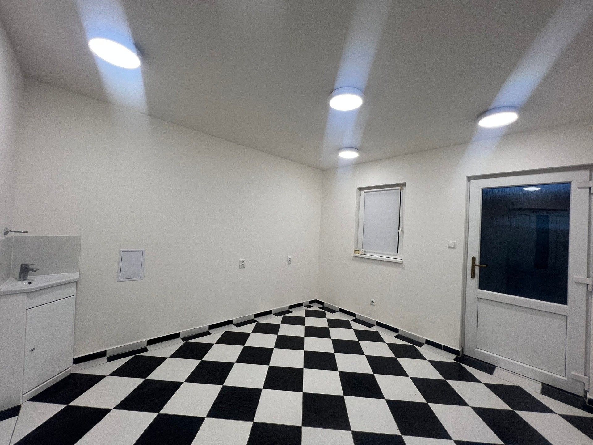 Pronájem komerční - Václava Haňky, Sokolnice, 13 m²