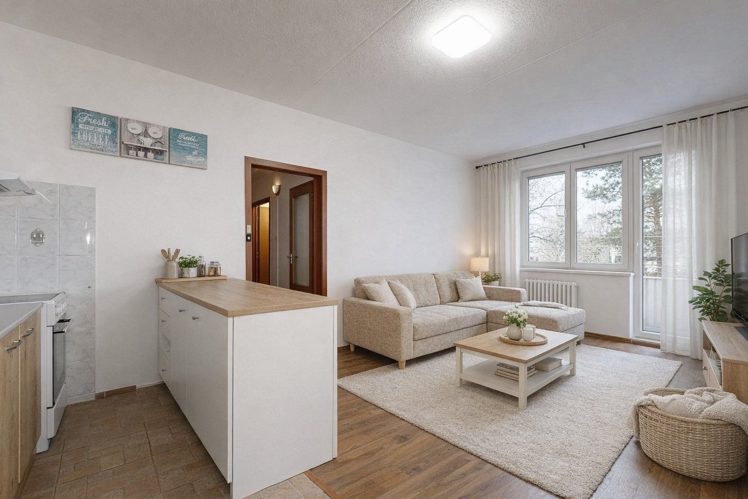 2+kk, Lhenická, České Budějovice, 43 m²